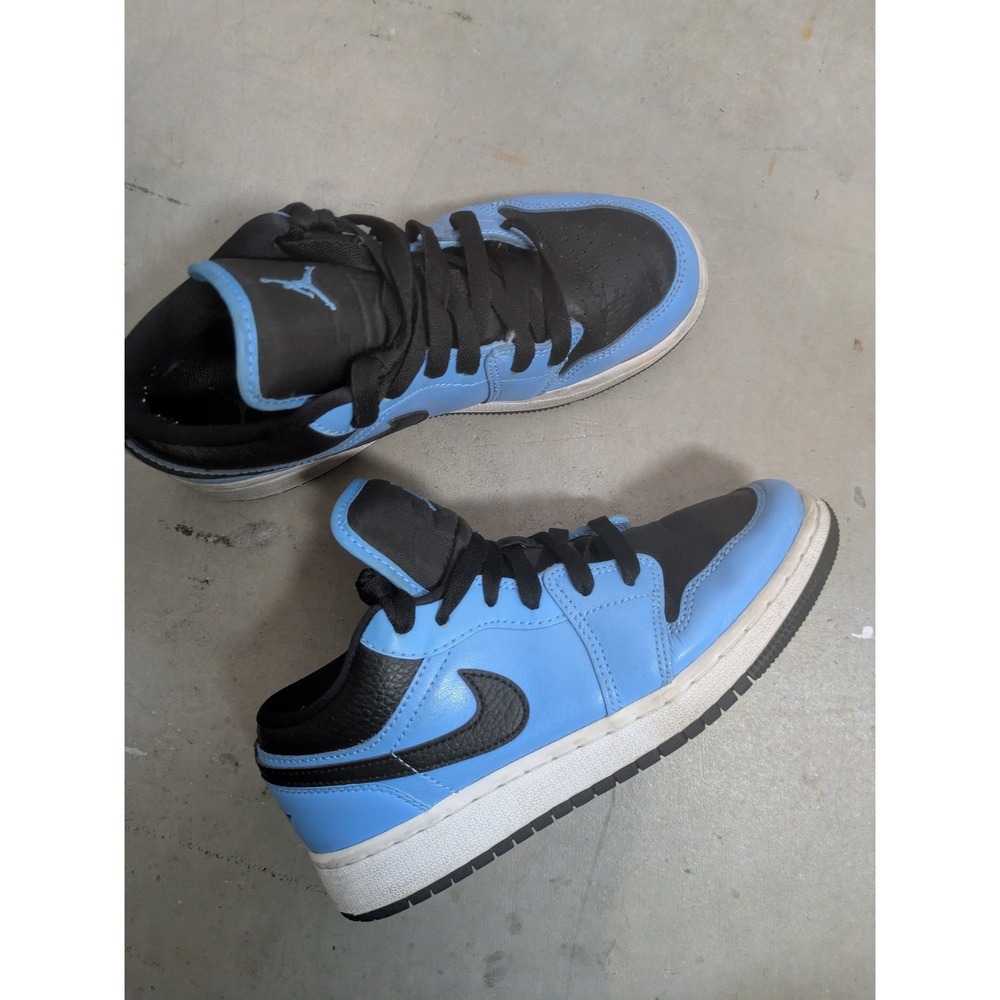 Jordan Air Jordan 1 Low Kid's 4.5Y Blue Black University Blue 553560-403